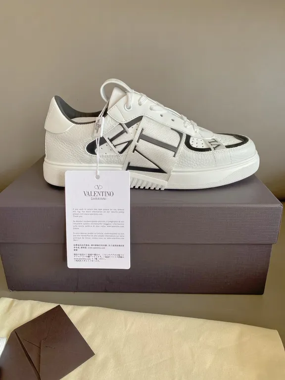 Valentino Shoe 